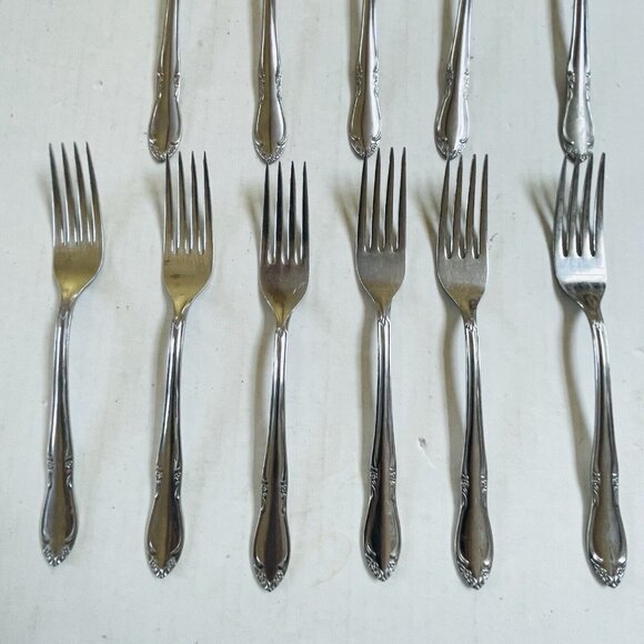 Oneida Chateau Stainless Steel Forks Spoons 11 pieces Flatware Replacement - Picture 2 of 6
